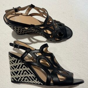 Excellent Aquatalia Italy Black White Leather Wedge Platform Sandals 8.5